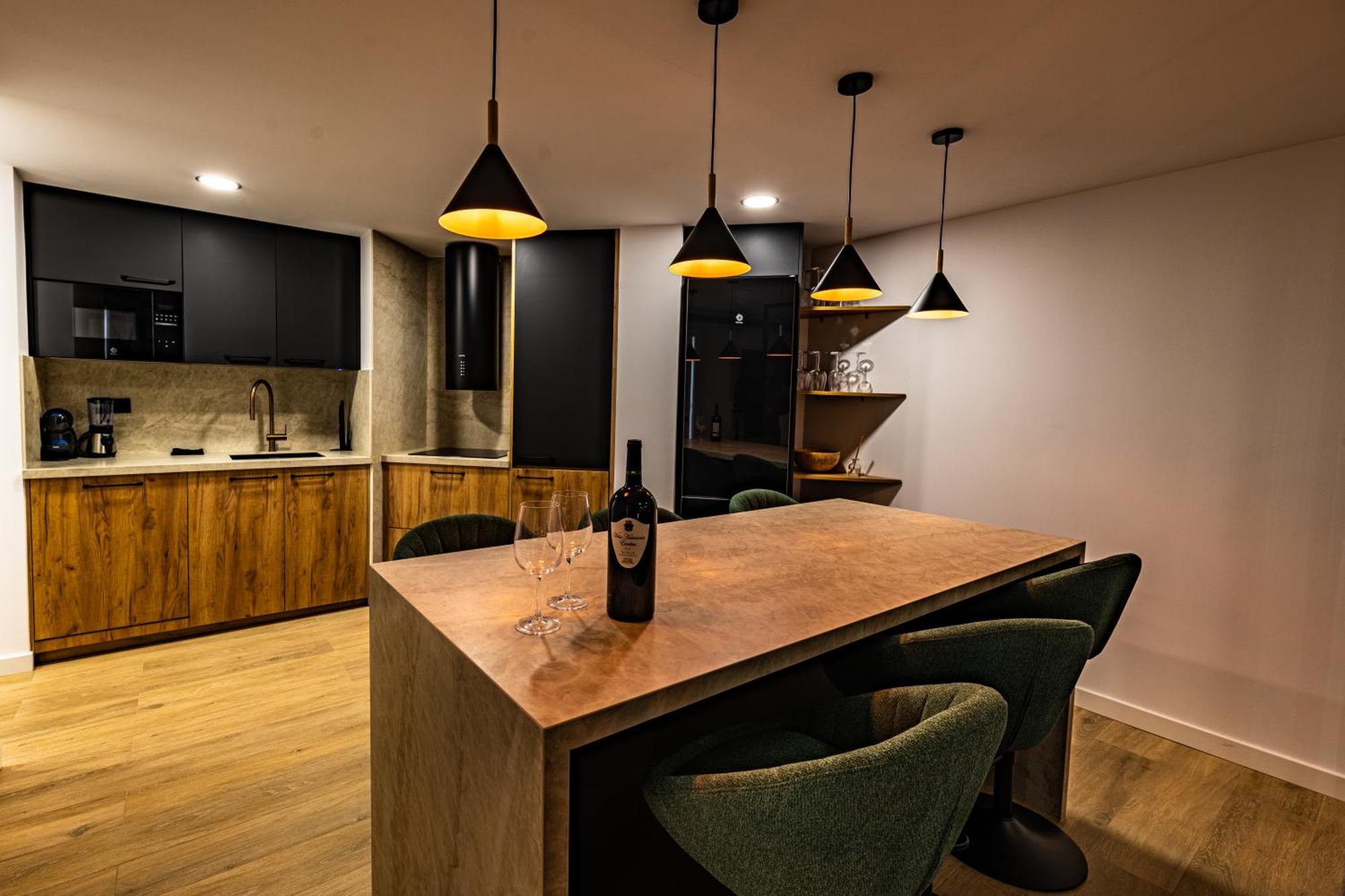 Luxury Refurnished Apartment With Private Parking Close To Ski Slopes Serra Nevada Exterior foto