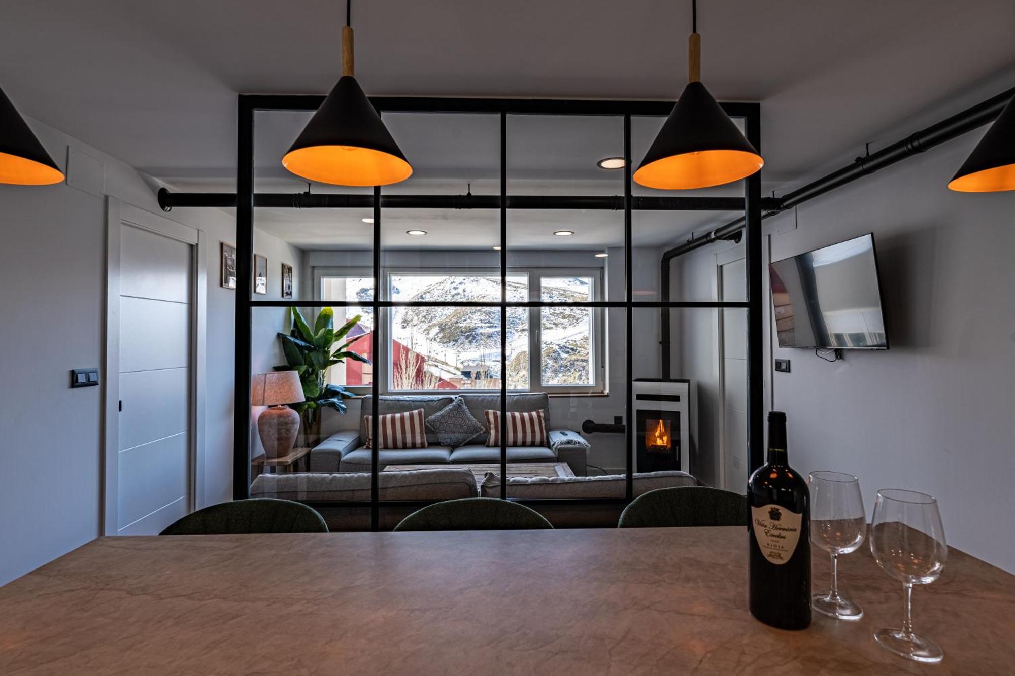 Luxury Refurnished Apartment With Private Parking Close To Ski Slopes Serra Nevada Exterior foto